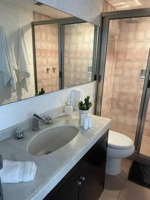 Casa Lorenza Cancun