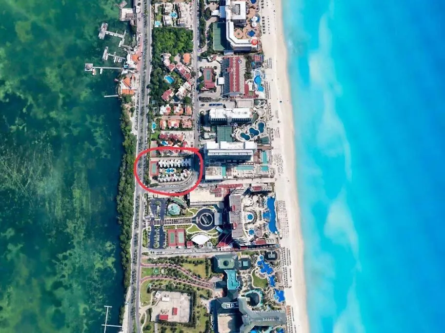 Casa Lorenza Cancun Mexico
