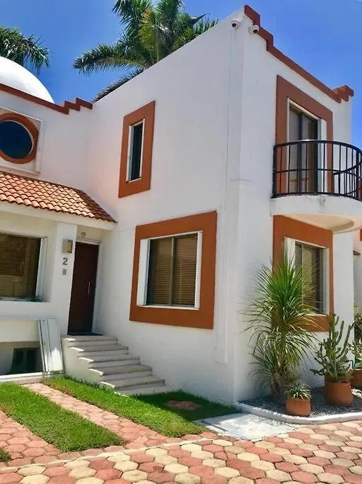 Casa Lorenza Cancun